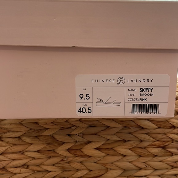 Chinese Laundry Skippy sandal in Pink color size 9.5. - Picture 7 of 13